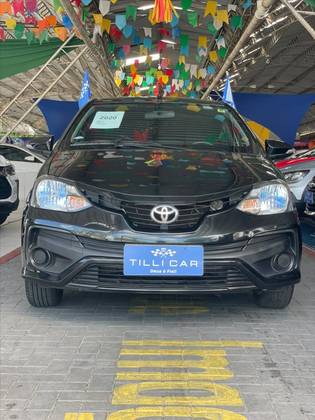 TOYOTA ETIOS 1.5 X PLUS SEDAN 16V FLEX 4P AUTOMÁTICO